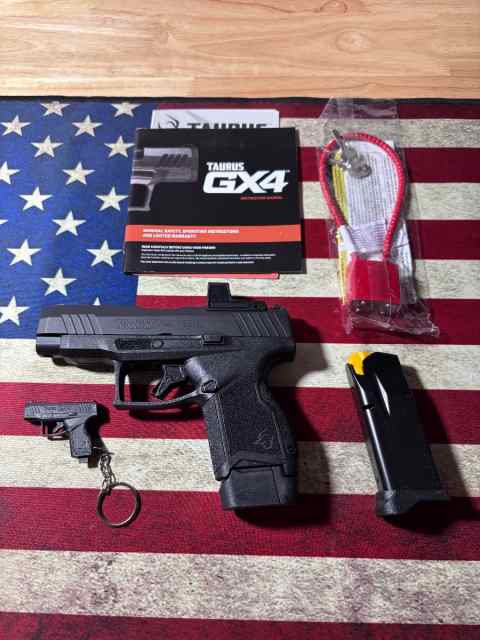 Taurus GX4 XL w/Optic 